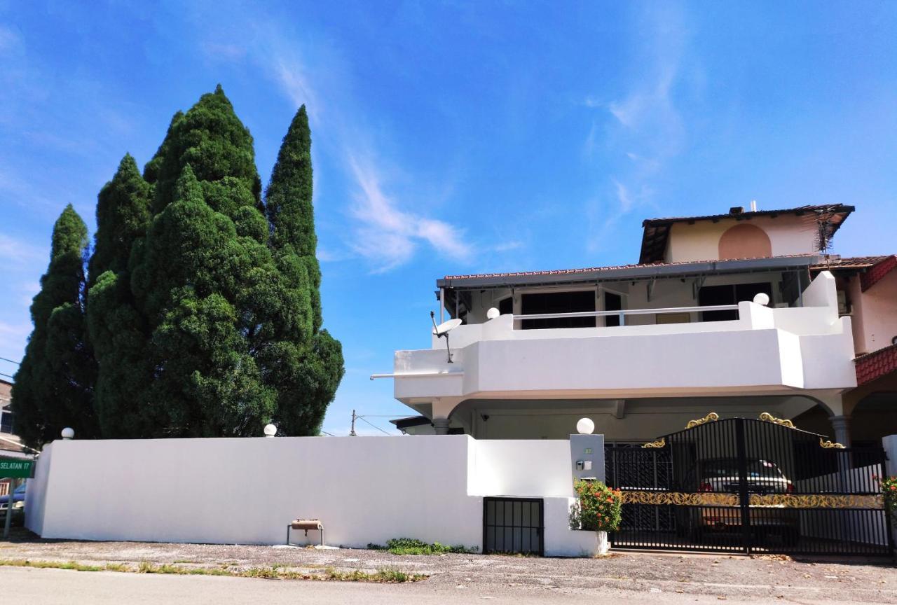 Low Season Promotion! 4B12B Max 19 Pax Party House Ипох Экстерьер фото